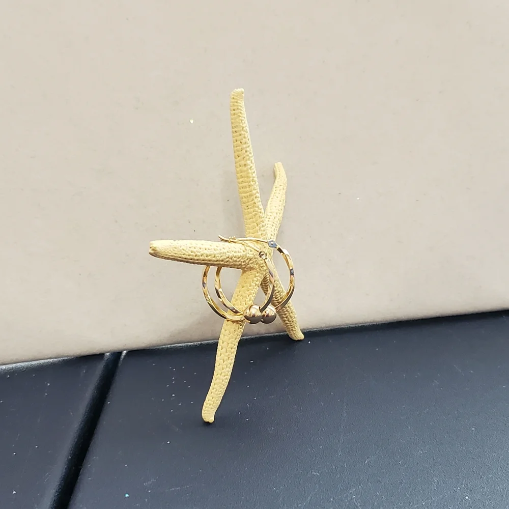 10K Yellow Gold Hoop Earrings - Picture 11 of 14